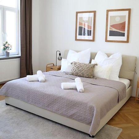 Bloom - Cozy Apartment, 5 Stops To City Center เวียนนา ภายนอก รูปภาพ