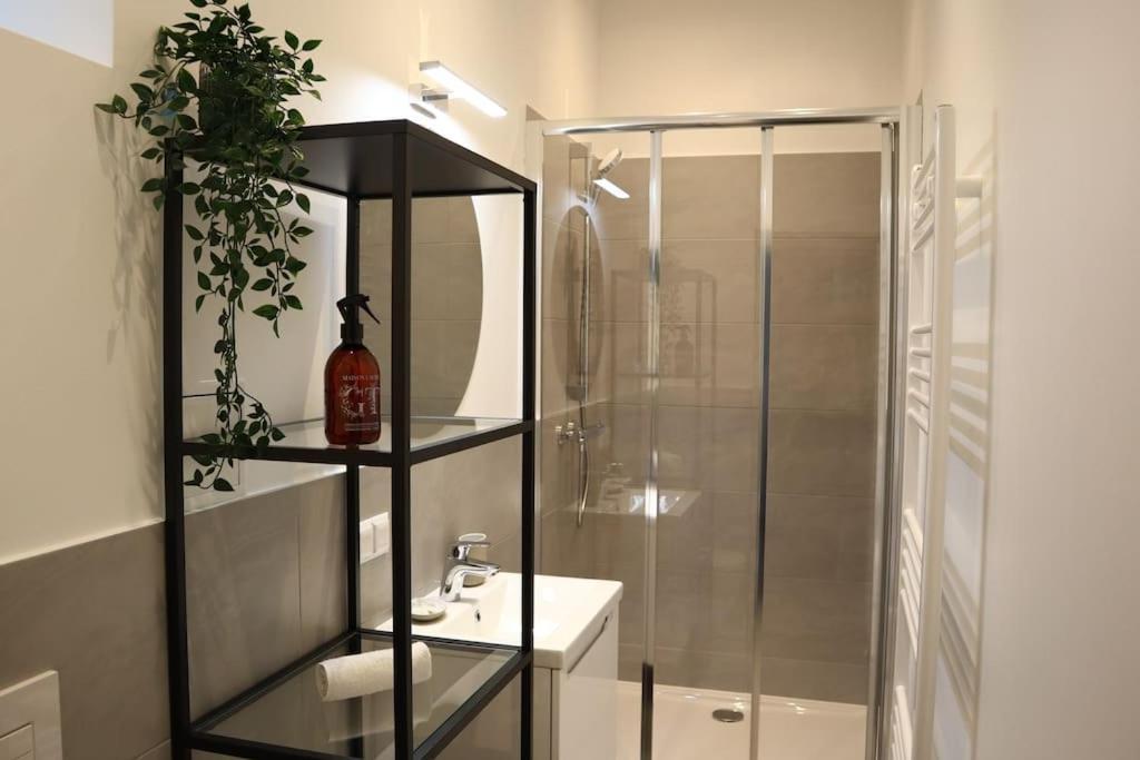 Bloom - Cozy Apartment, 5 Stops To City Center เวียนนา ภายนอก รูปภาพ